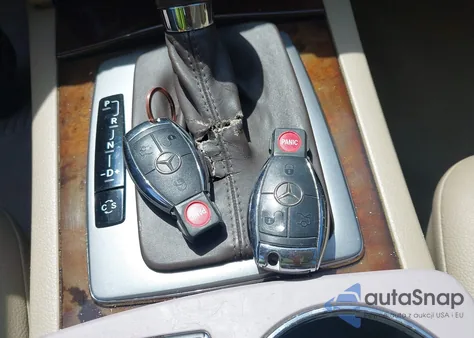 2009 Mercedes-Benz C 300 Luxury/Sport из США, поврежденный, VIN WDDGF54X59R069993